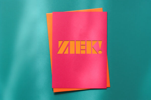 Cutkaart wenskaart Gen Z uit Colorplan Hot Pink