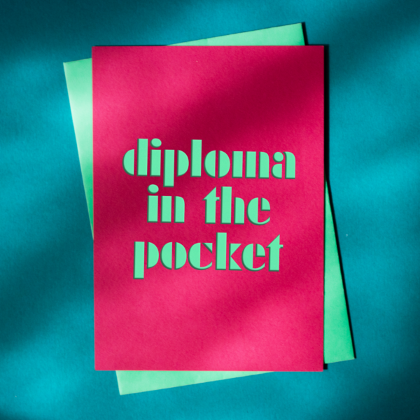 cutkaart wenskaart geslaagd diploma in the pocket colorplan hot pink